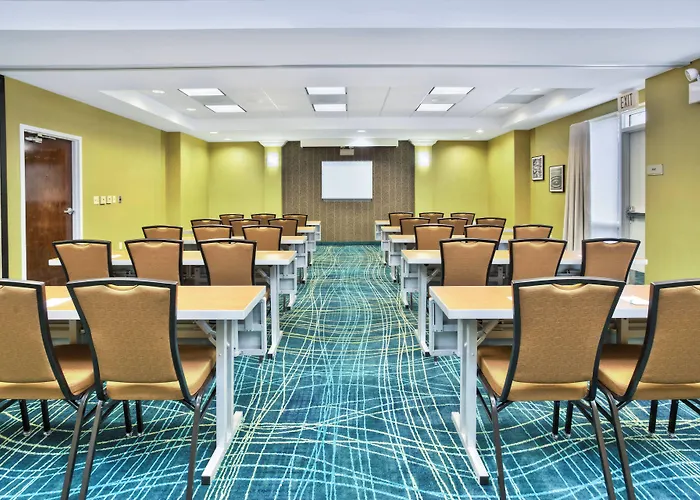 Springhill By Marriott Chicago Oakbrook Area